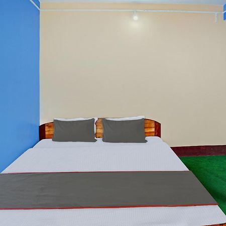 Capital O Basera Resort Padamchen Exterior photo